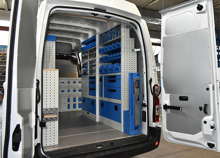 Movano Opel con arredo Syncro Ultra e morsa pieghevole senza supporto Friuli