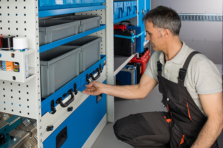 Vassoio estraibile portavaligetta Syncro Friuli