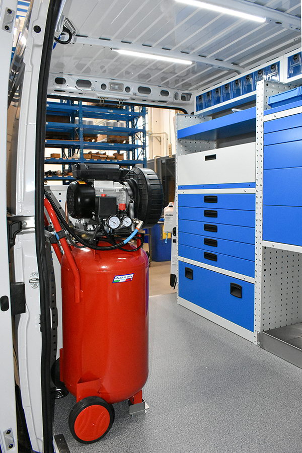 Compressore con ruote per furgoni Syncro Friuli